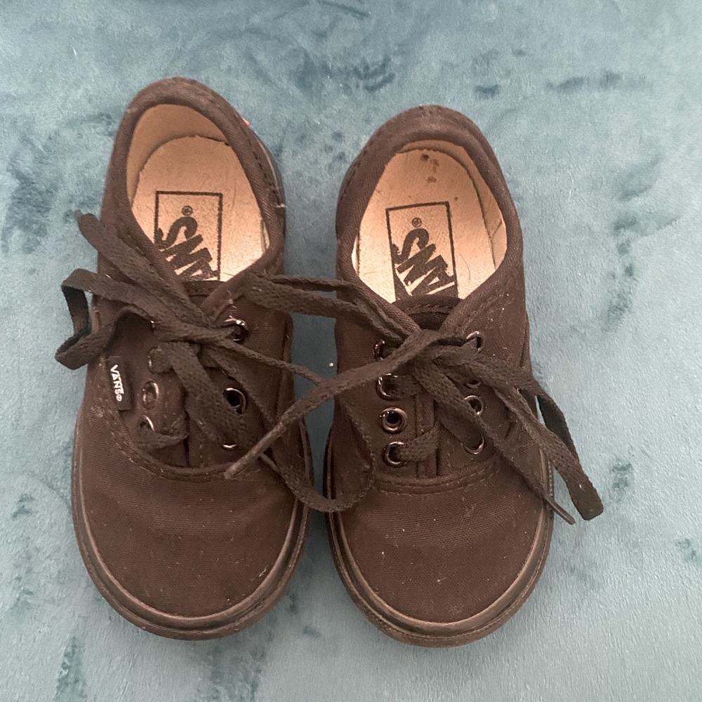 Toddler black vans